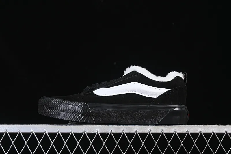 All categories Vans Vans series Vans Low Vans low-top Vans Knu Skool Vans plus velvet low-top casual skateboard shoes VN0009QCBMA